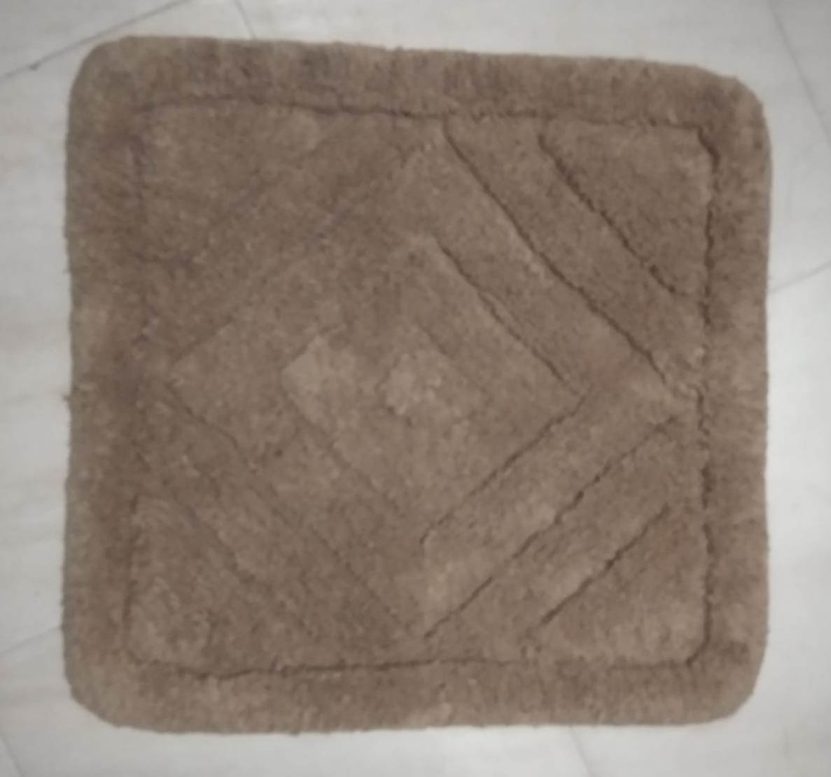 Diamond Design Hotel Bath Rug