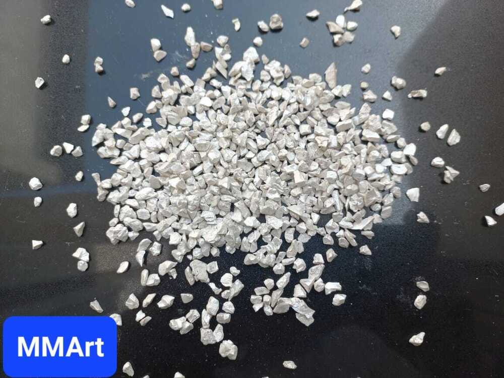 Premium Silver coated glass chips 3-6 mm/glass chips at best price export quality silver glass chips