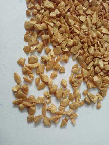 Metallic pigment coating color golden glass chips and gold plated glass stone chips with best price export quality