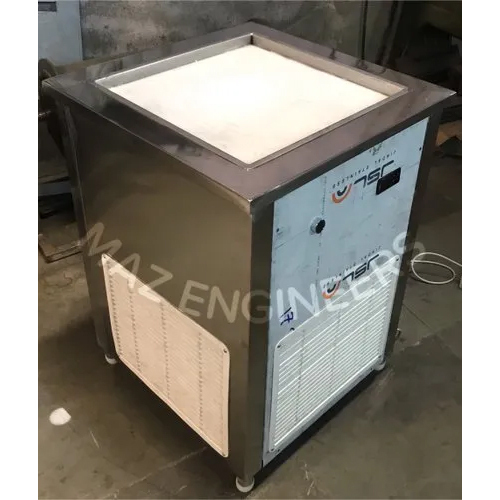 Live Ice Cream Making Machine - Warranty: Yes