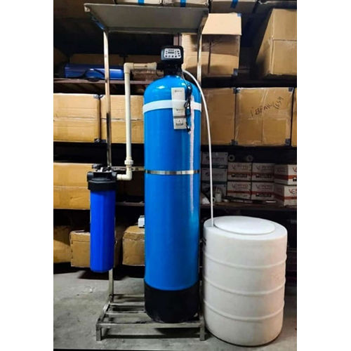 Semi Automatic 1000 Lph Water Treatment Plant With Uv Filtration