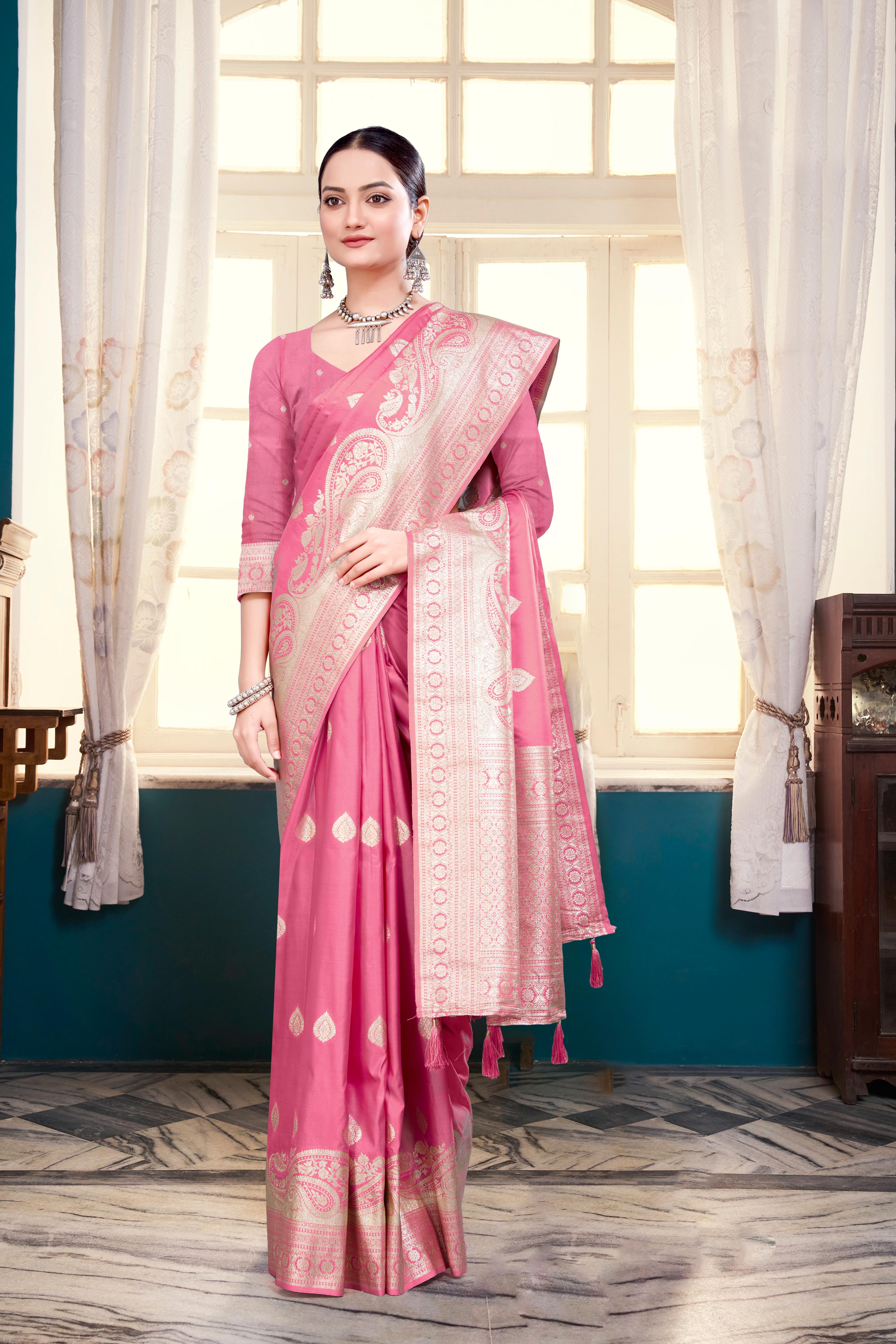 New Rapier Silk Saree For Ladies-25255