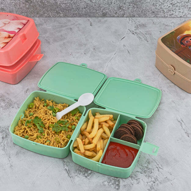 DOUBLE LAYER SQUARE LUNCH BOX WITH SPOON