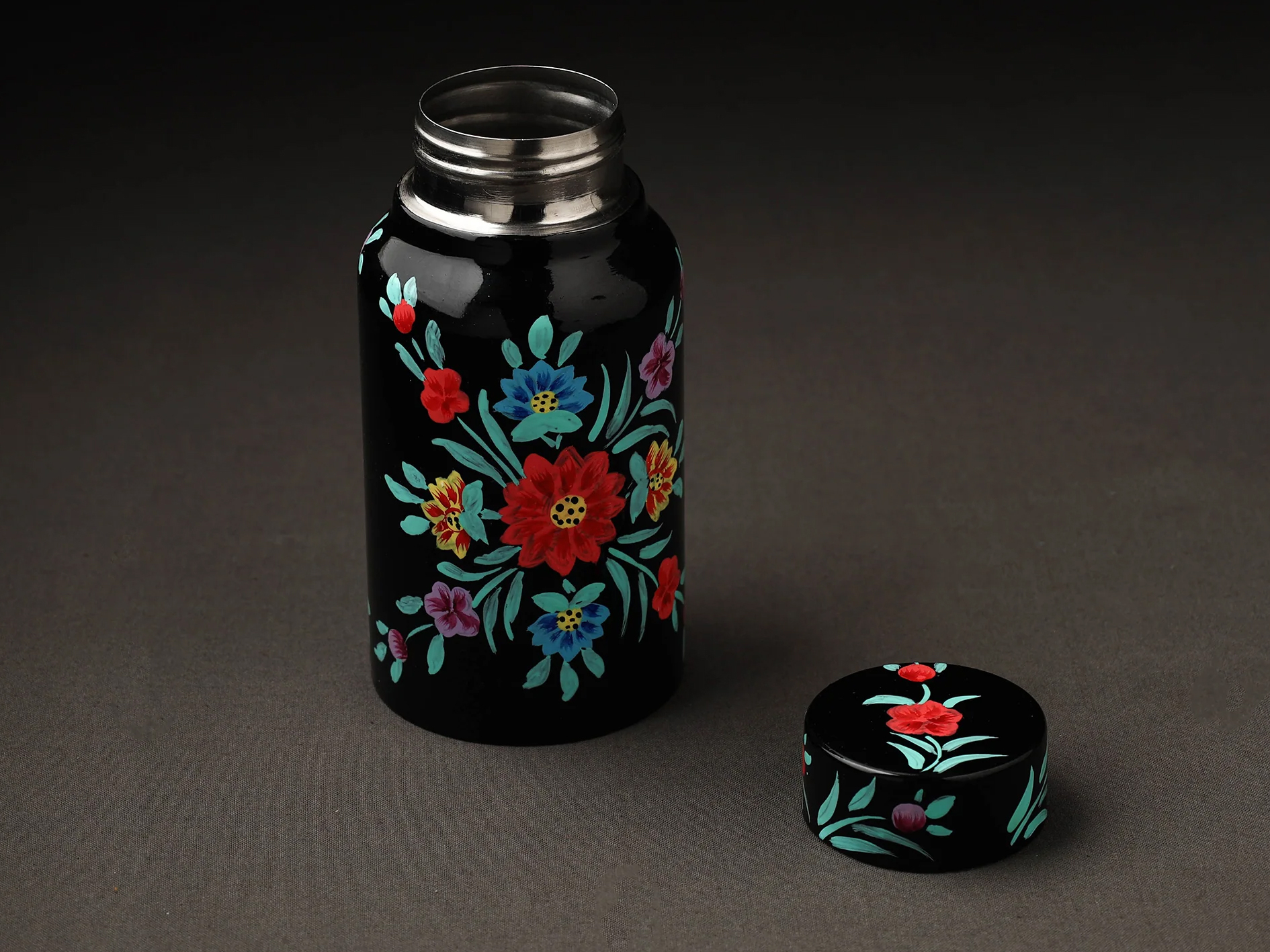 STEEL HAND PAINTED ENAMELWARE BOTTLE A184