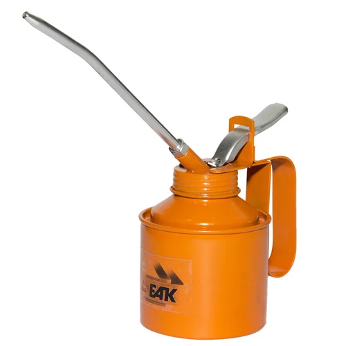EAK Oil Can 1-2 Pint Pressure Type Hand Oiler Pump