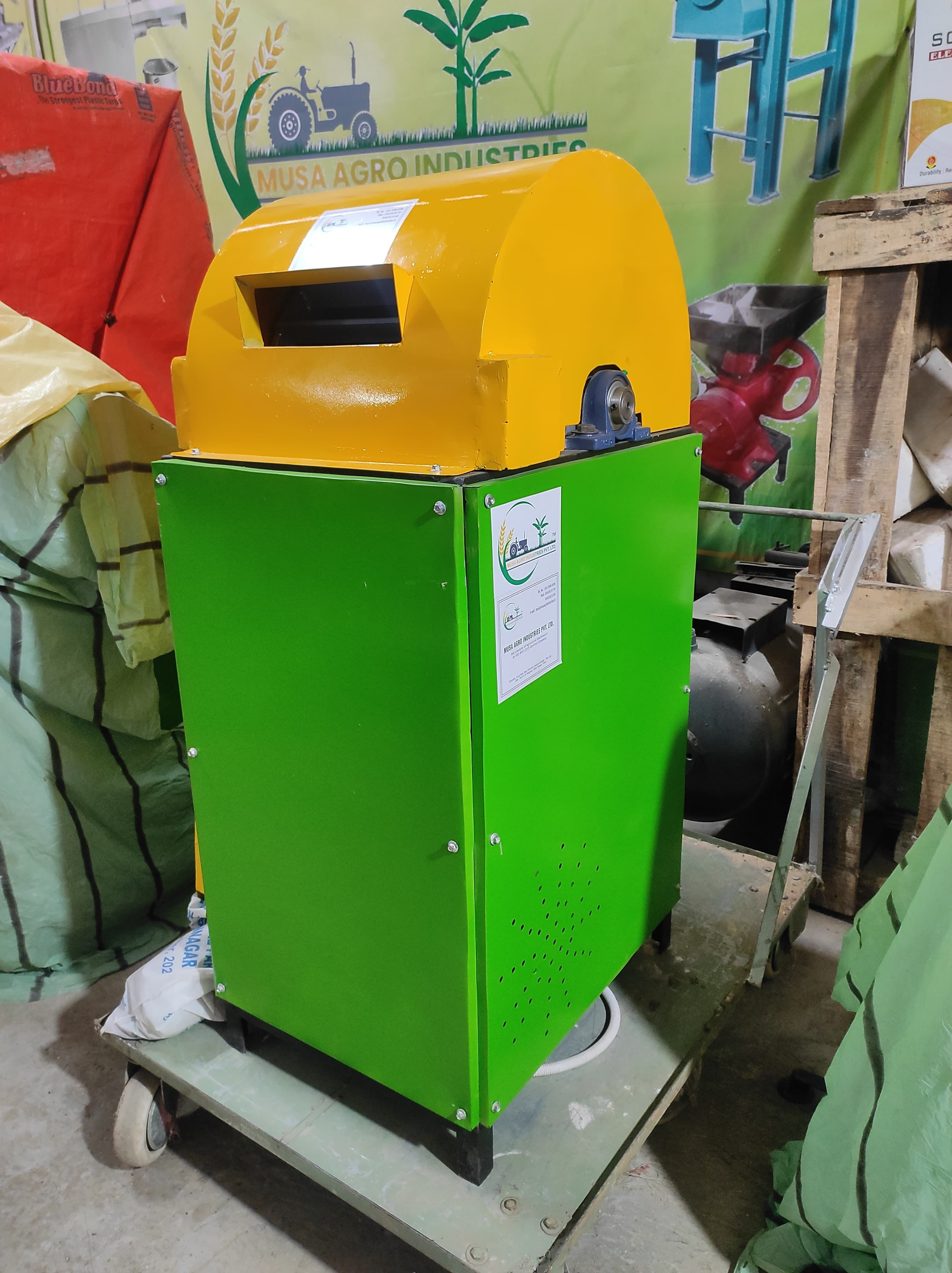 Banana Fiber Combing Machine