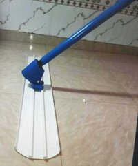Stainless Steel Bull Float - Color: Blue