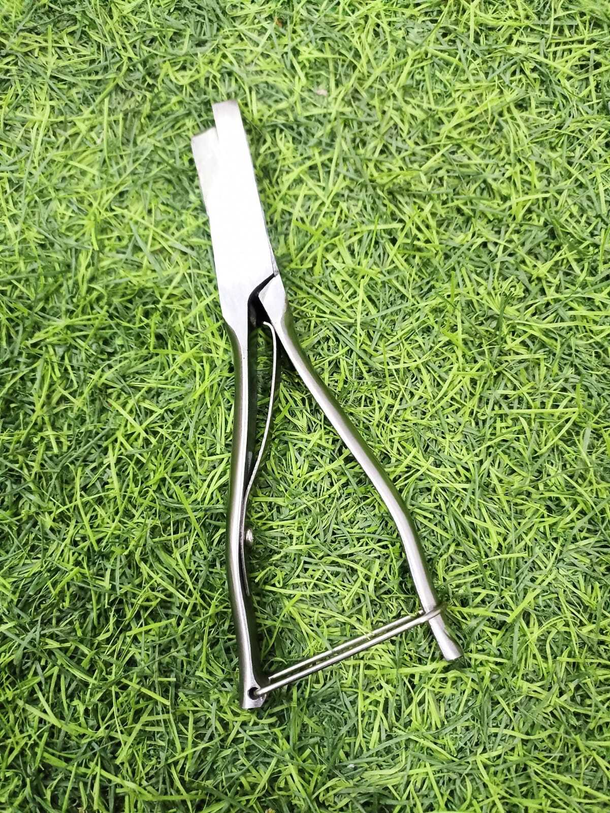 Ear Notching Plier ( U SHAPE )