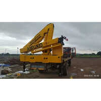 Knuckle Boom Crane - Application: Construction