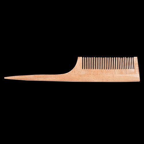 Wooden Tail Comb