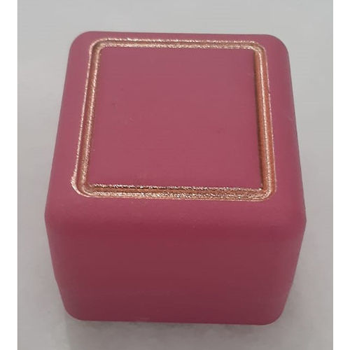 Spark Ring Pink Box