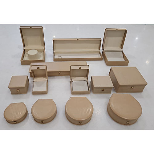 Folding Royal Series Cream Bangle Boxes