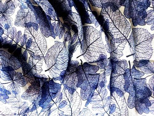 Latest Printed chinon fabric for Women Apparel