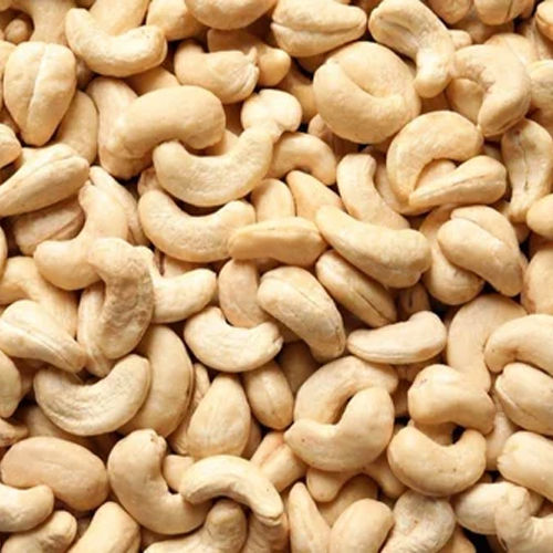 Common White Cashew Nuts