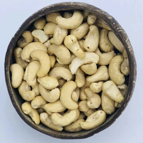 W500 Organic Cashew Nuts