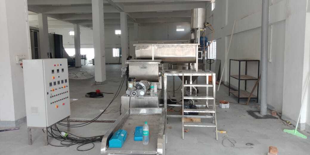 Stainless Steel Pasta Making Machine 100 Kg/h