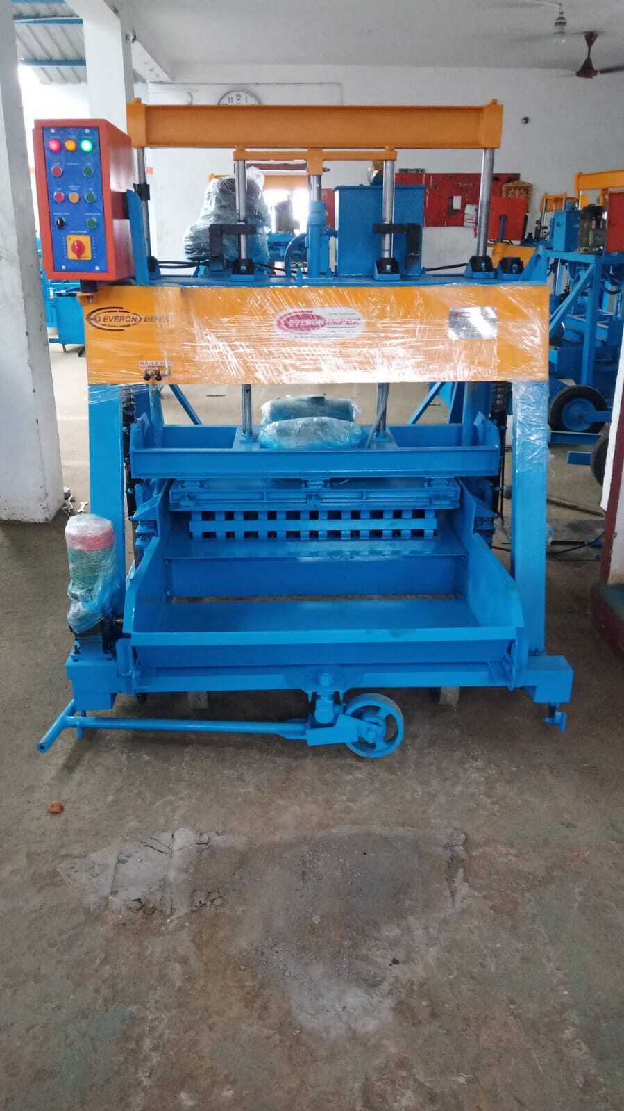 hollow block machine manufaturers in kerala