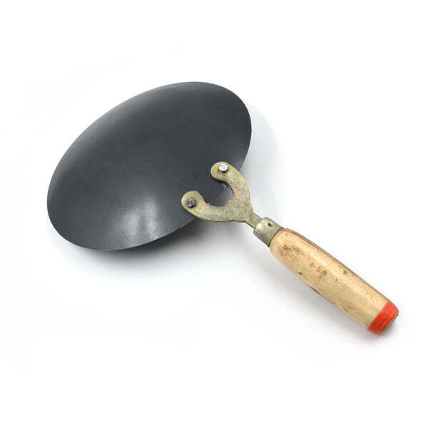 WOODEN HANDLE ROTI TAWA USED IN ALL HOUSEHOLD AND KITCHEN PURPOSES FOR MAKING ROTIS AND PARATHAS NONSTICK TAWA ETC