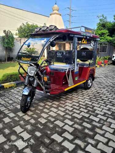 4 Seater Battery Operated Passenger E Rickshaw