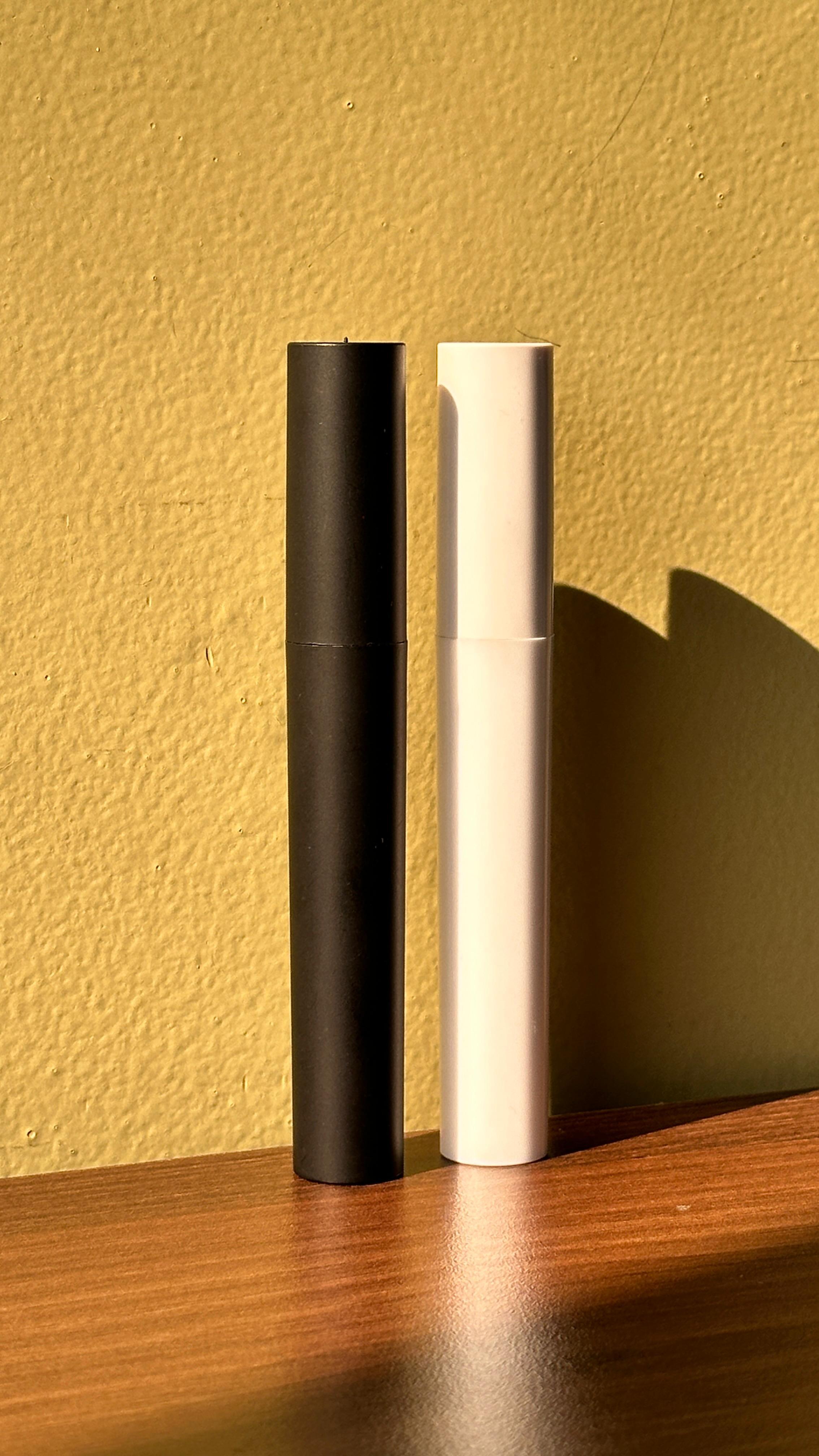 Eyeline Mascara Container