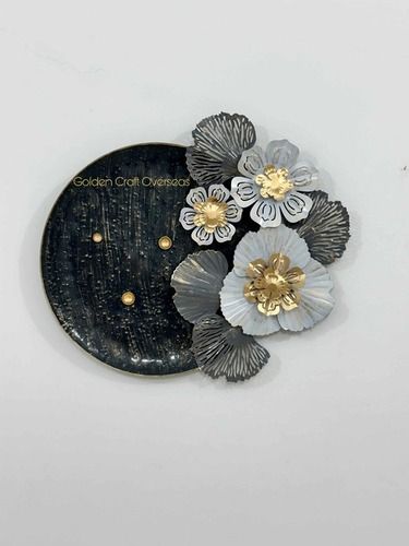 Metal Wall Art in compact size