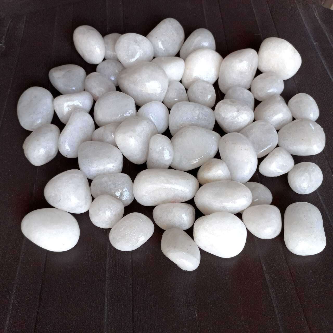 premium quality supper white machine tumble and polished pebbles stone for export