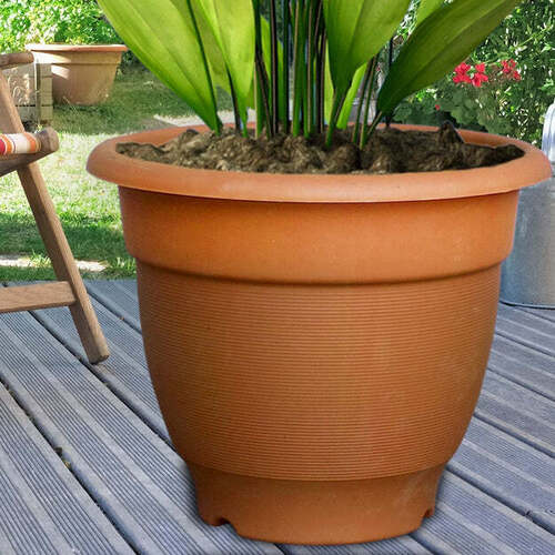 Garden Heavy Plastic Planter Pot Gamla