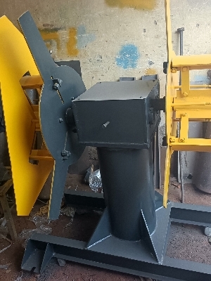 Double Head Decoiler - Color: Green