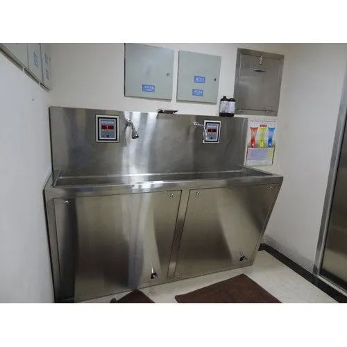 Stainless Steel Hospital Scrub Sink Application: Industrial