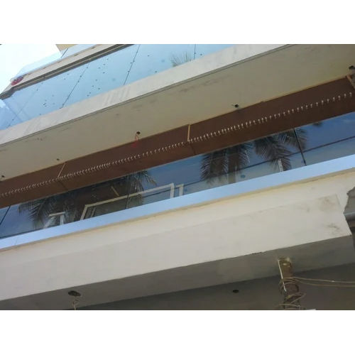 Frount Mounted Railing Application: Commercial