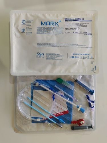 White Disposable Curved Hemodialysis Catheter 11.5Fr 20Cm  Fast Emergency Access