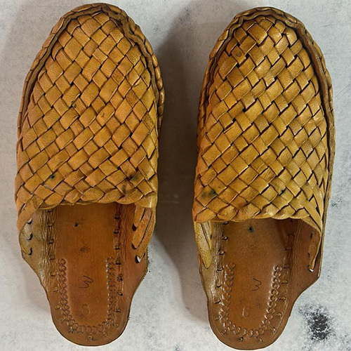 Ladies Kolhapuri Weaving Slipper