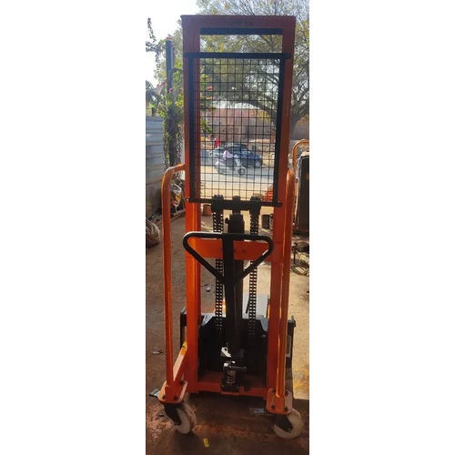 Strong 500 Kg Manual Hand Stacker