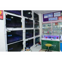 Showroom Display Tv Rack - Capacity: 200 Kg