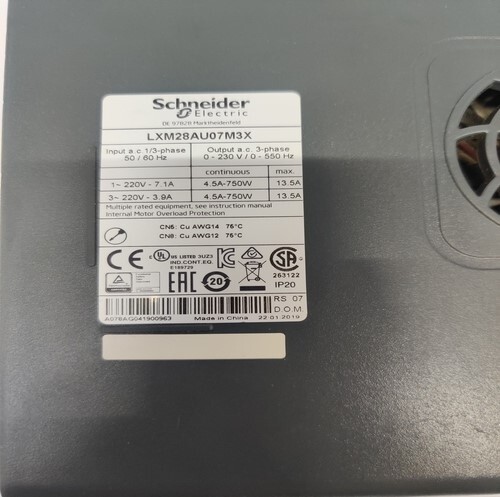 SCHNEIDER ELECTRIC LXM28AU07M3X SERVO DRIVE