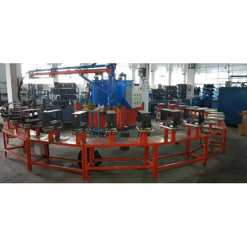 Semi Automatic Banana Type Pu Pouring Machine