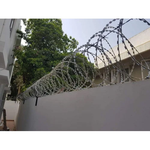 High Carbon Steel Razor Wire Application: Industrial Sites