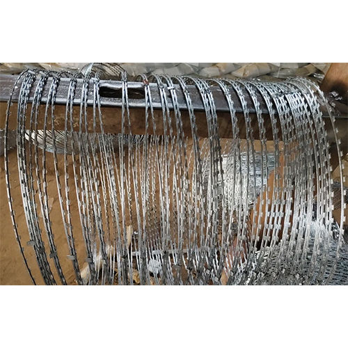 G I Blade Razor Wire Application: Industrial Sites