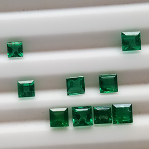 Zambian Top Quality Emerald Square 3mm