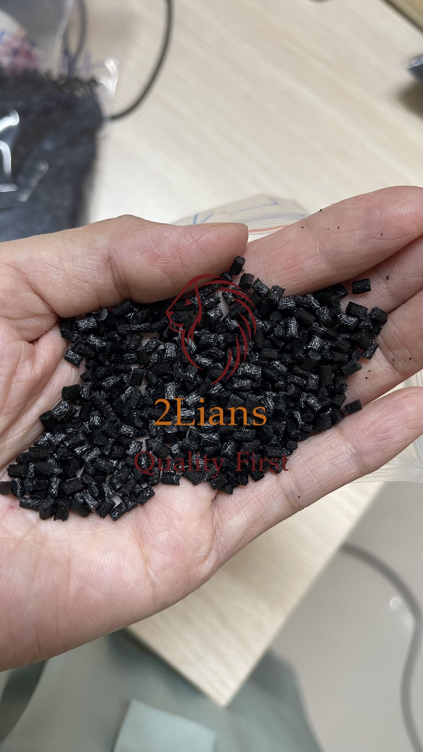 PET repro pellet black