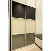 Saint Gobain Lacquered Glass