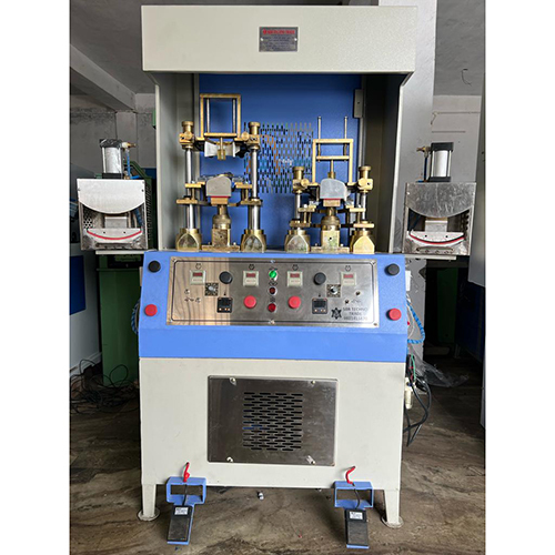 Toe Moulding Machine