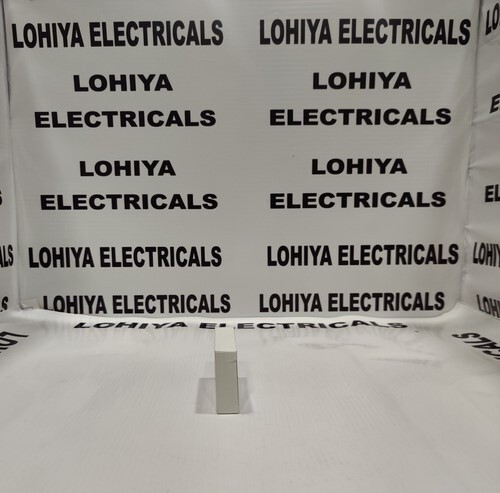 ALLEN-BRADLEY 1734-OE2C OUTPUT MODULE ( FACTORY SEAL )