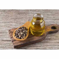 Pharmaceutical Castor Oil - 100% Pure, Cold-Pressed Oil for Health and Wellness