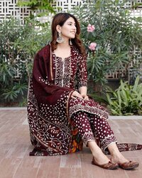 Floral Print Straight Kurta Set with Dupatta