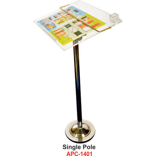 Single pole podium stand