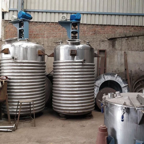 Silver Stainless Steel Chemical Mixing Reactor