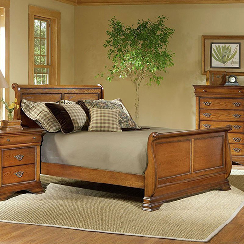 Sleigh Bed