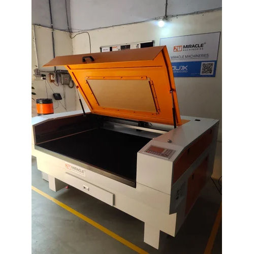 Semi Automatic Fabric Laser Cutting Machine