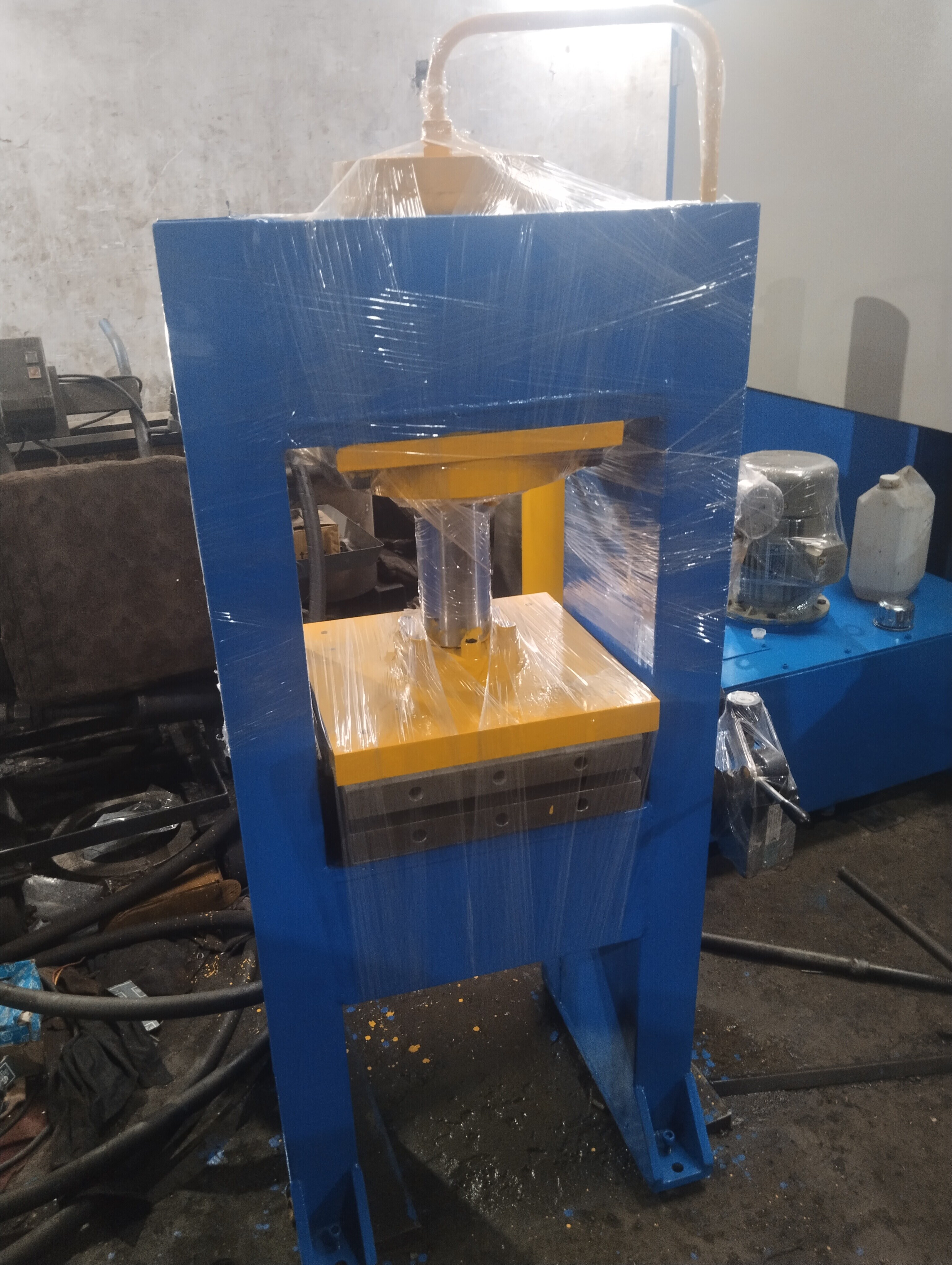 Industrial Hydraulic Press Machine
